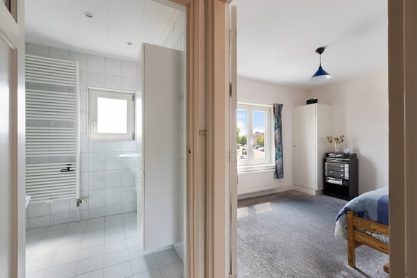 Foto - Verkocht onder voorbehoud: Wonen vlakbij het centrum van Klundert!
